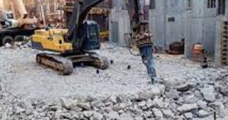 Демонтаж фундамента цена от 1998 руб. | снос старого фундамента заказать в Тынде