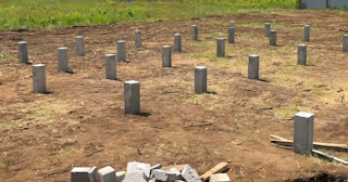 Фундамент на забивных жб сваях под ключ в Тынде - фундамент из забивных железобетонных свай цена от 3207 руб/м2
